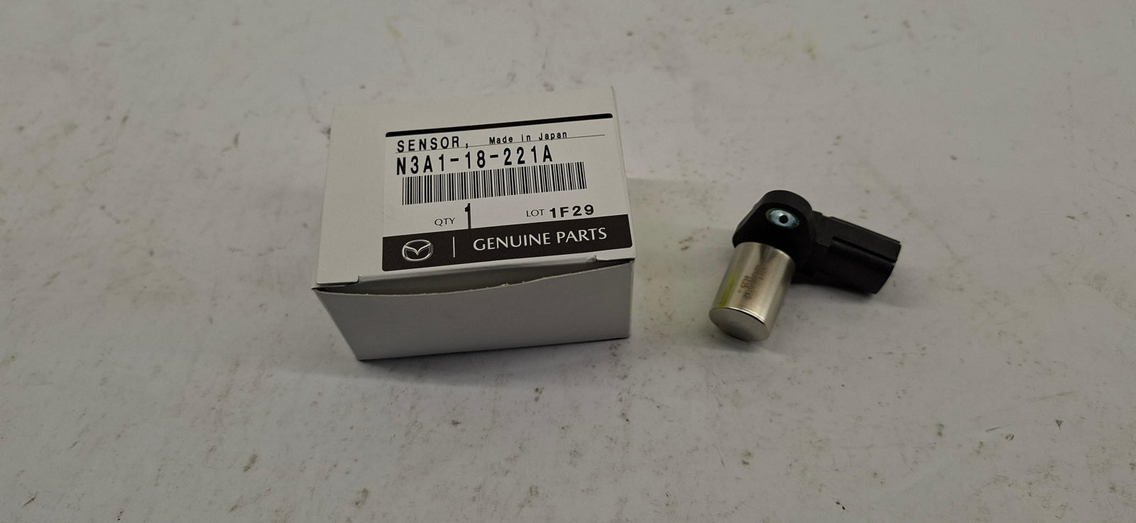 Original OE MAZDA Nockenwellensensor N3A118221A