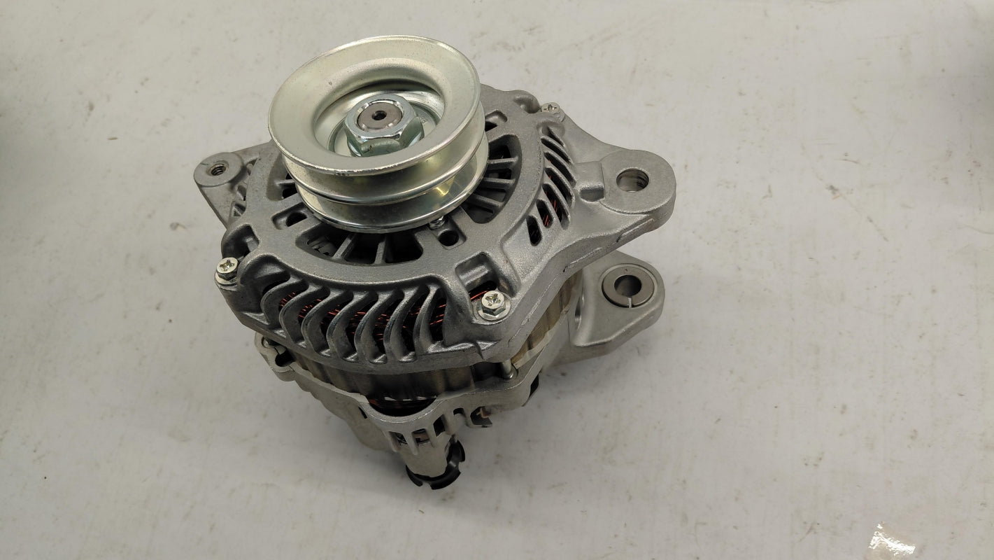 Original OE MITSUBISHI Lichtmaschine 1800A115