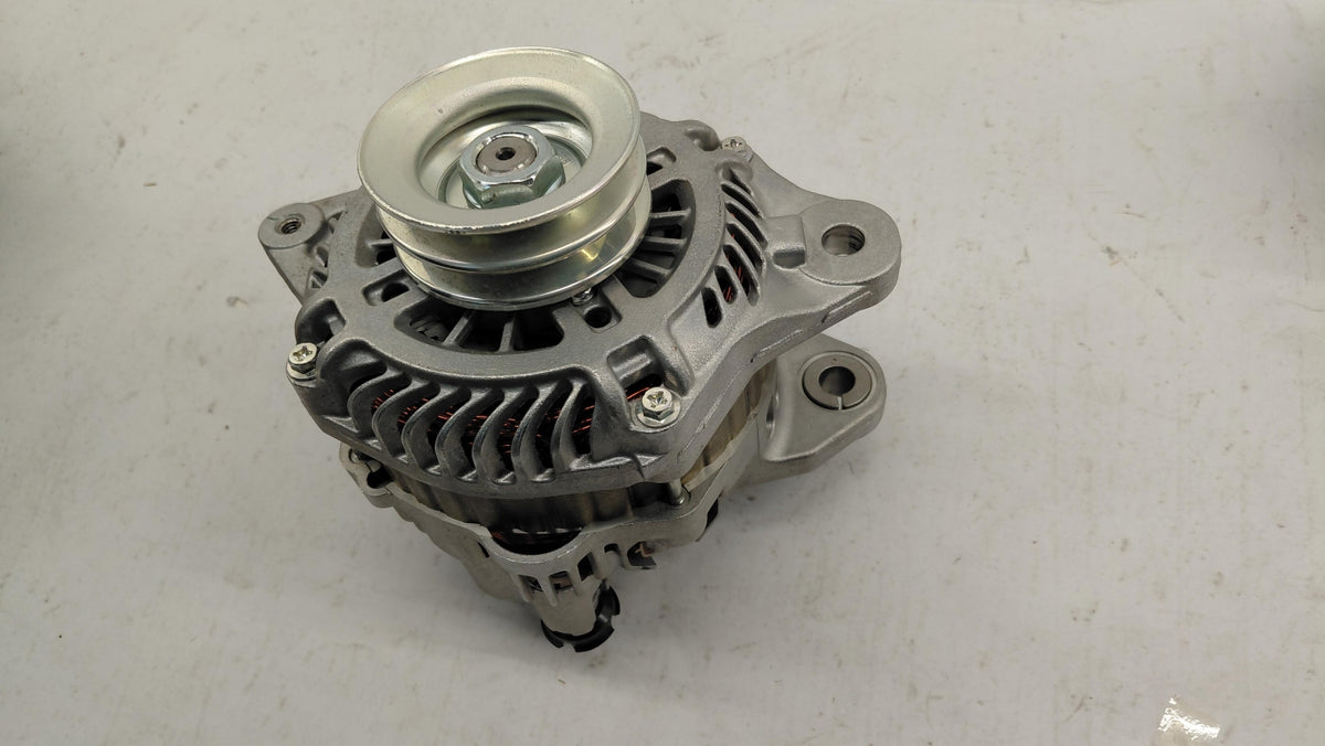 Original OE MITSUBISHI Lichtmaschine 1800A115