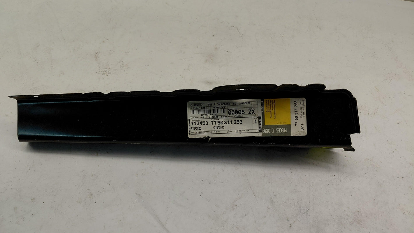 Original OE RENAULT Seitenverstärkung 7750311253