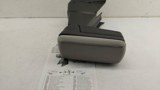 Original OE RENAULT Armlehne 8201735579