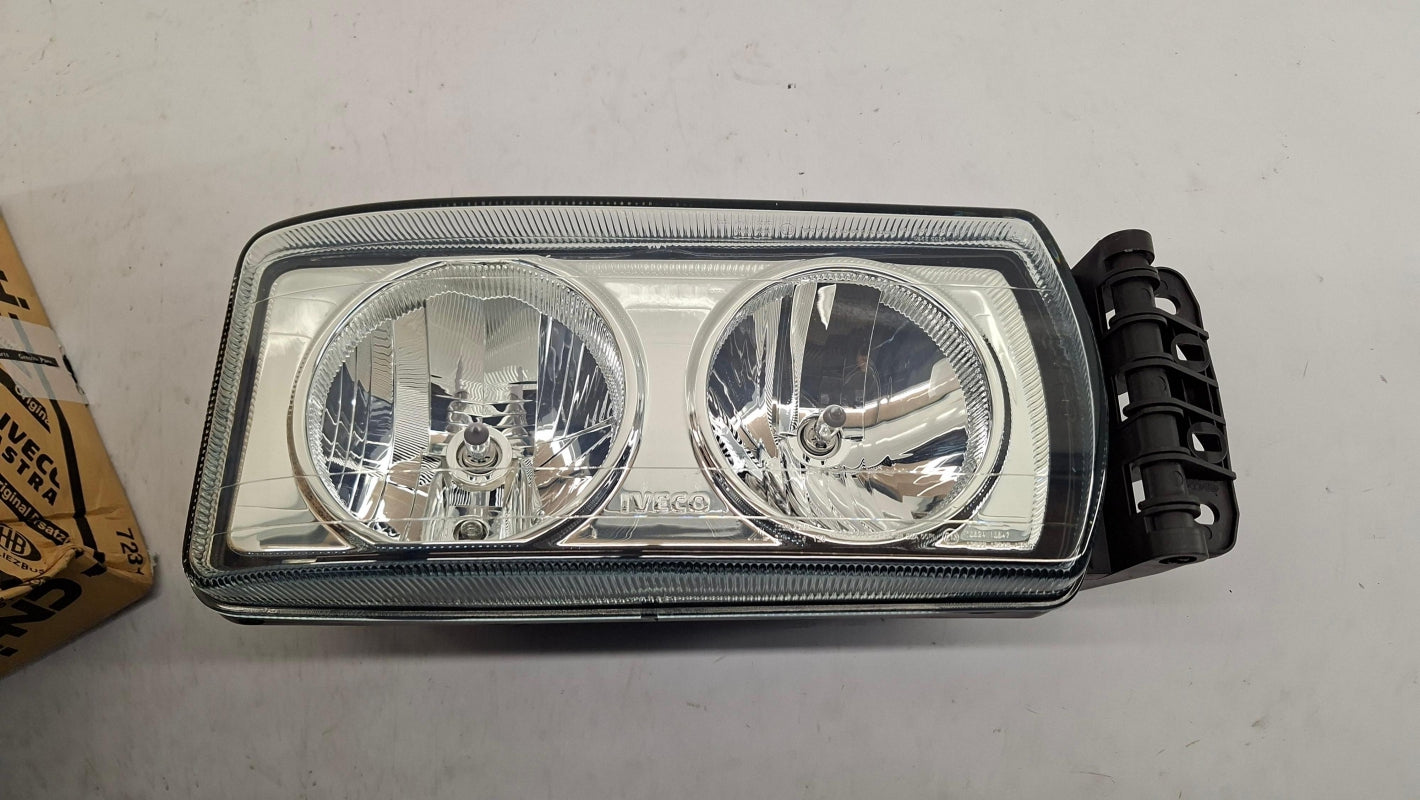 Original OE IVECO Scheinwerfer 504238093