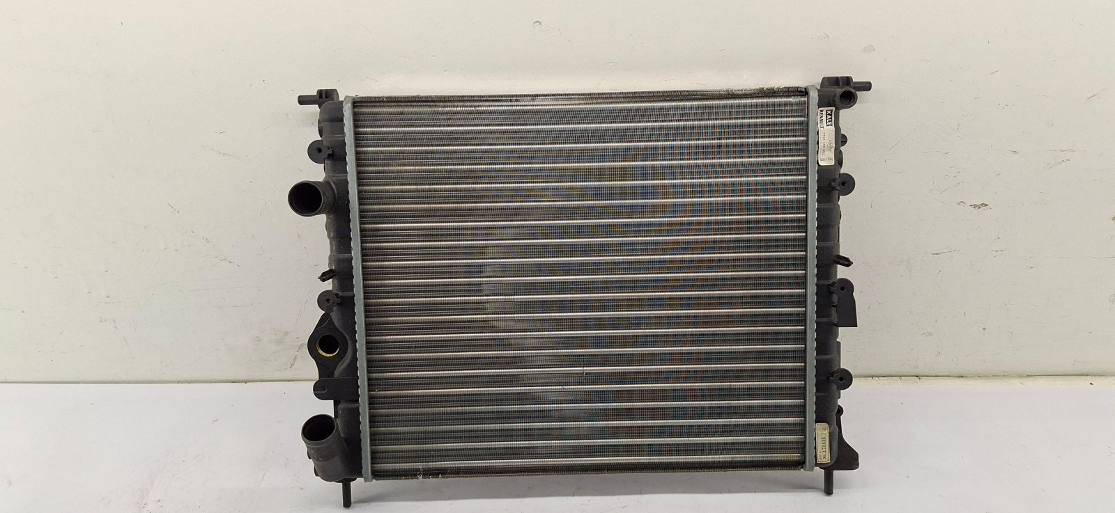 Original OE RENAULT Wasserkühler 7701395092