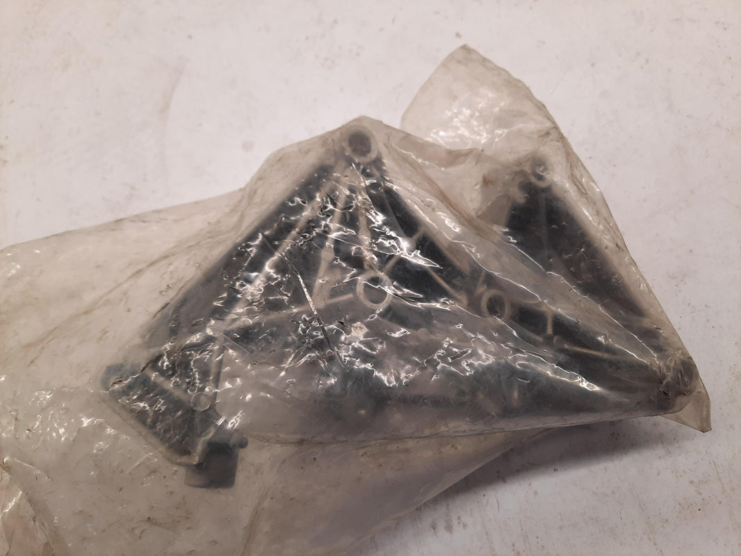 Original OE RENAULT Lichtmaschine Halter 7700101707