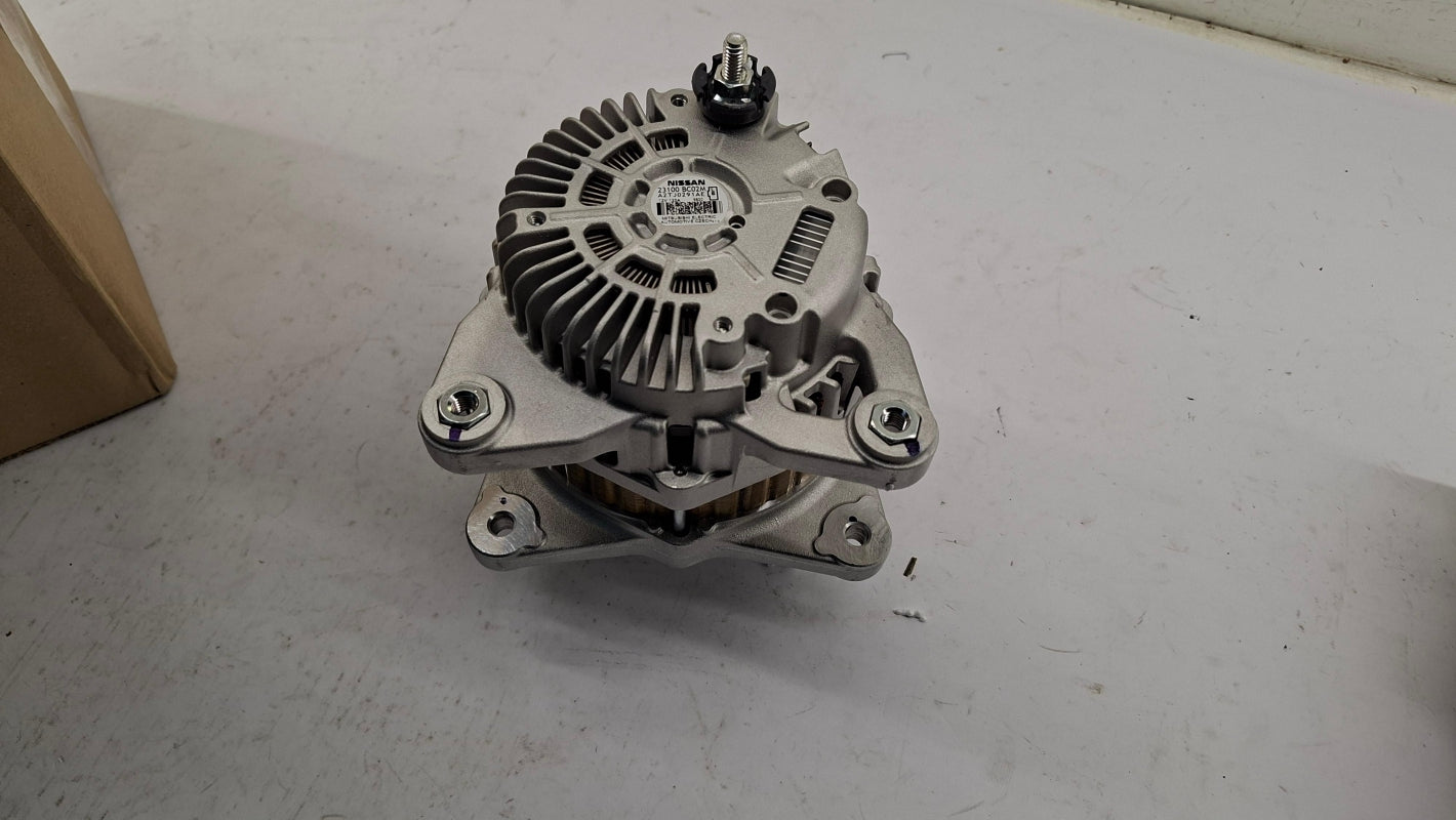 Original OE NISSAN Lichtmaschine 23100BC02M