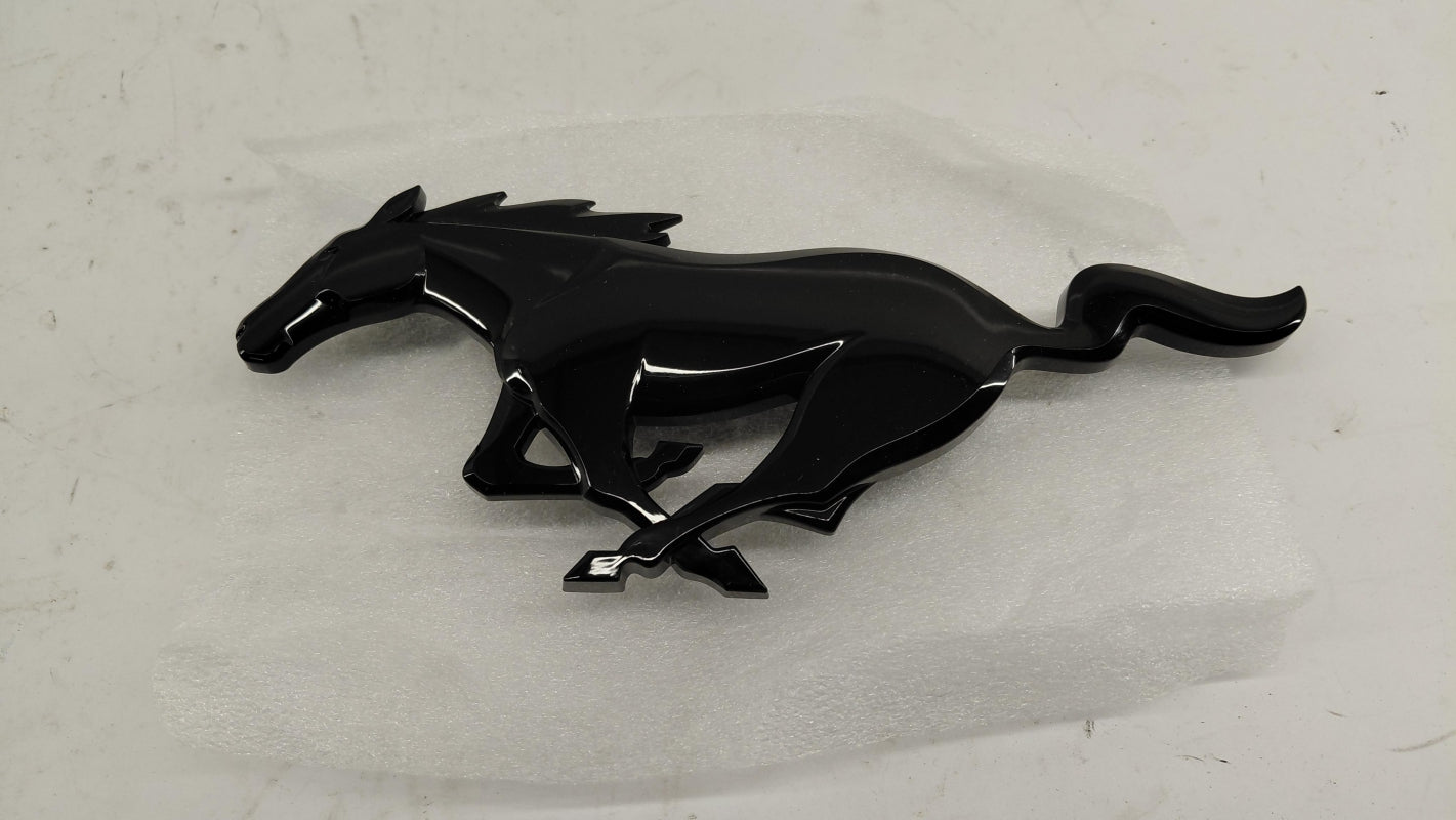 Original OE FORD Emblem Logo 1901933