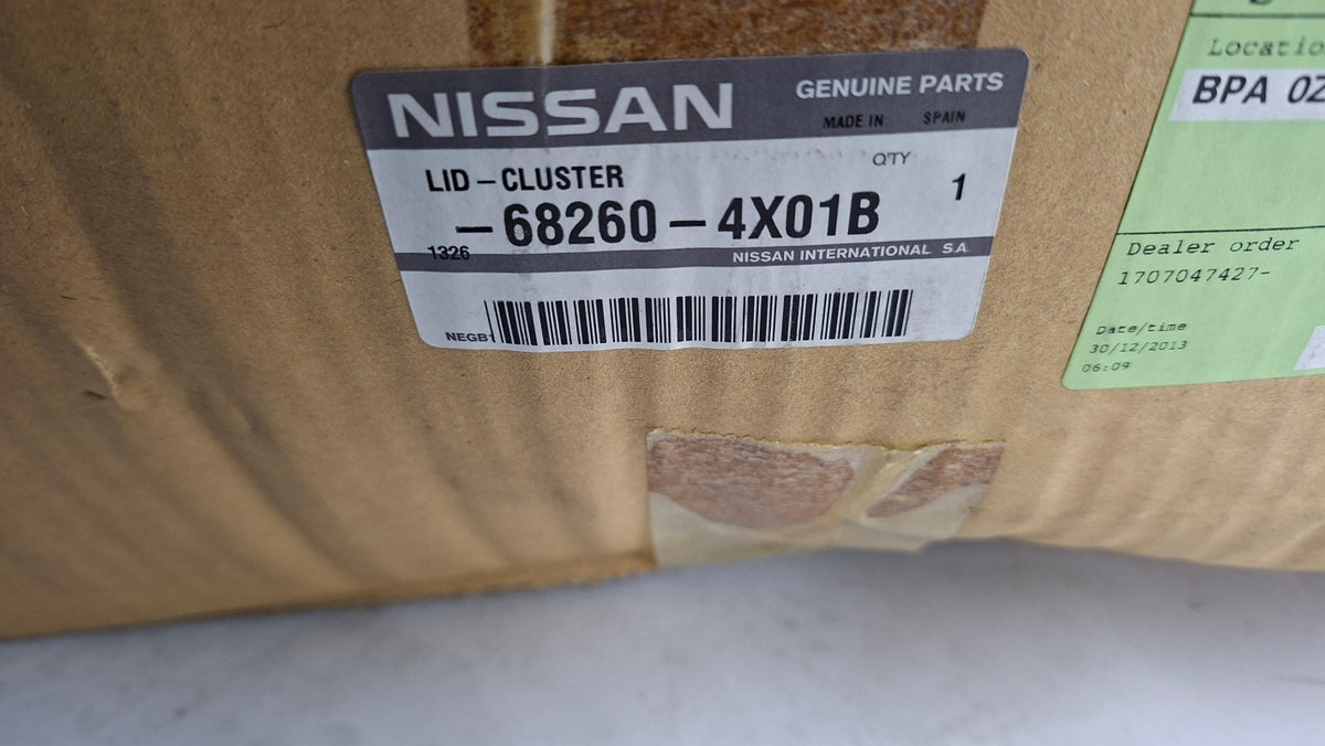 Original OE NISSAN Mittelkonsole Teil 682604X01B