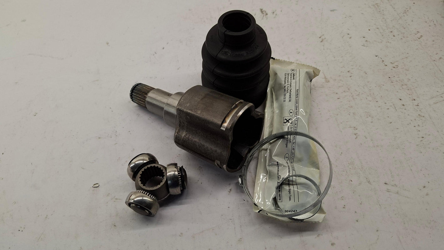 Original OE FORD Antriebswelle Gelenksatz 1520189
