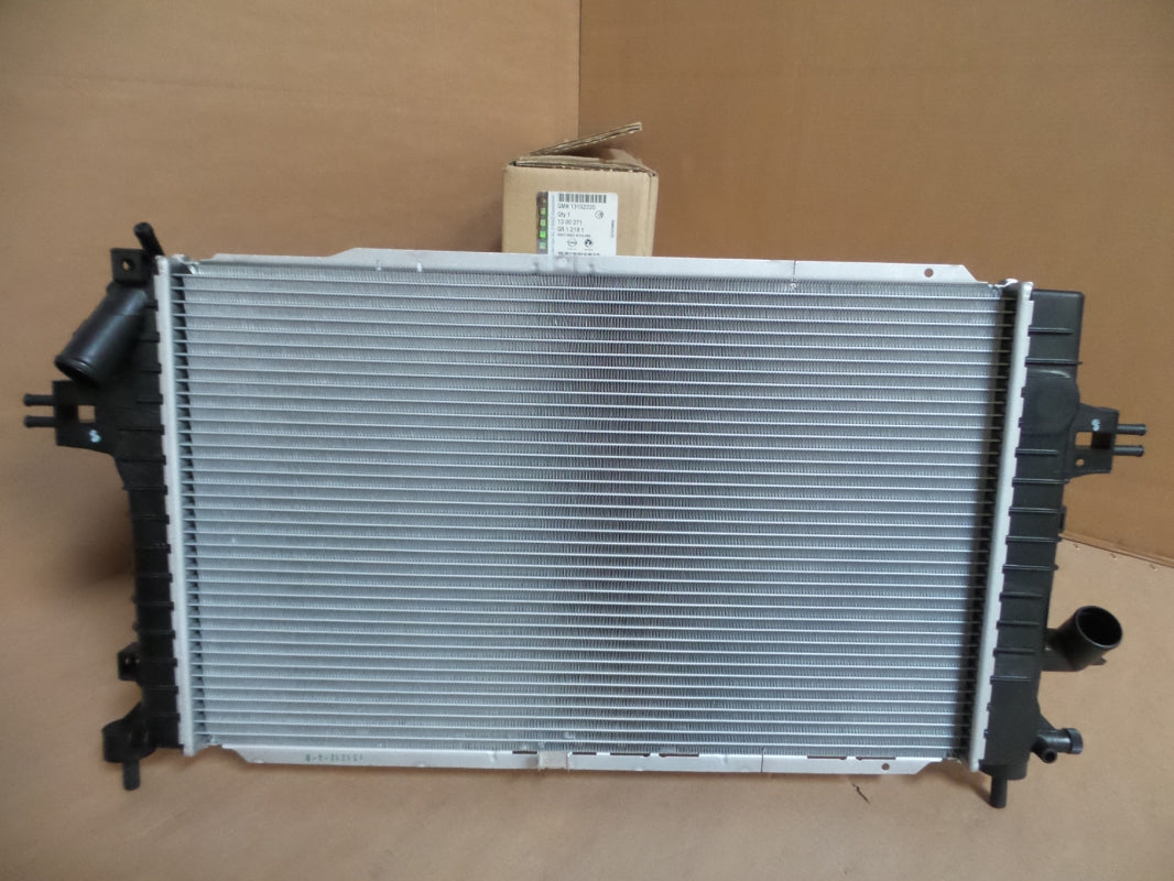 Original OPEL Astra-H Wasserkühler Motorkühlung Kühler 13152320