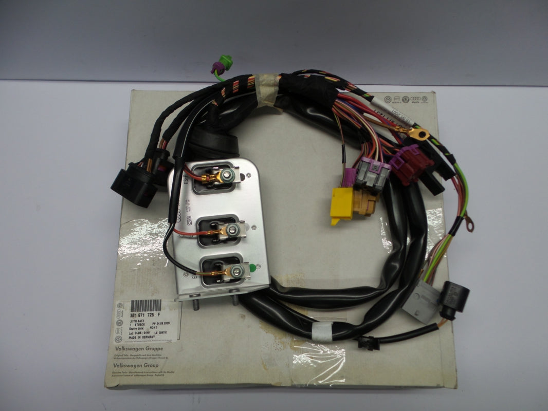 Original VW Passat SKODA Superb Leitungssatz für Klimakompressor 3B1971725F