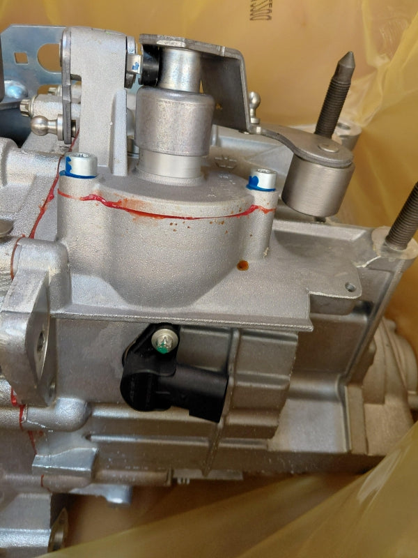 Original OE MITSUBISHI Schaltgetriebe 2500A200