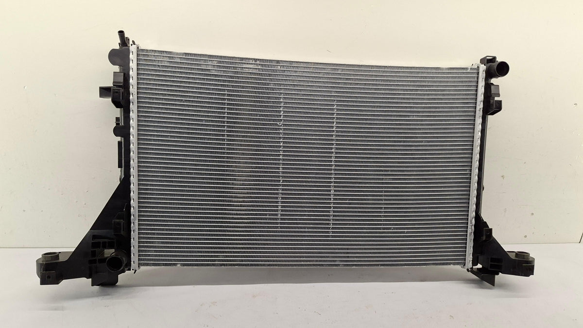 Original OE NISSAN Wasserkühler 2141000Q0G