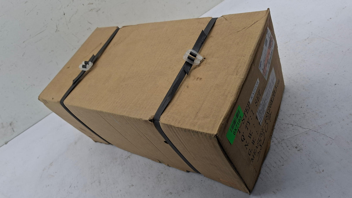 Original OE FORD Anhängerkupplung Trittbrett 2489897