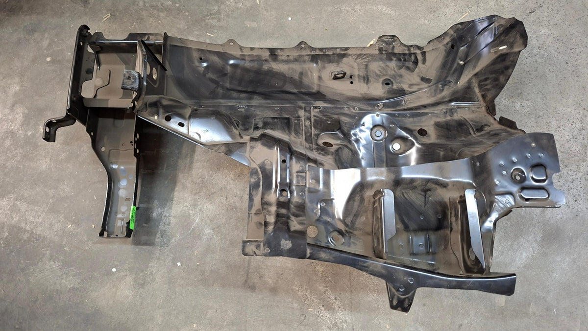 Original OE MITSUBISHI Querträger 5220C568