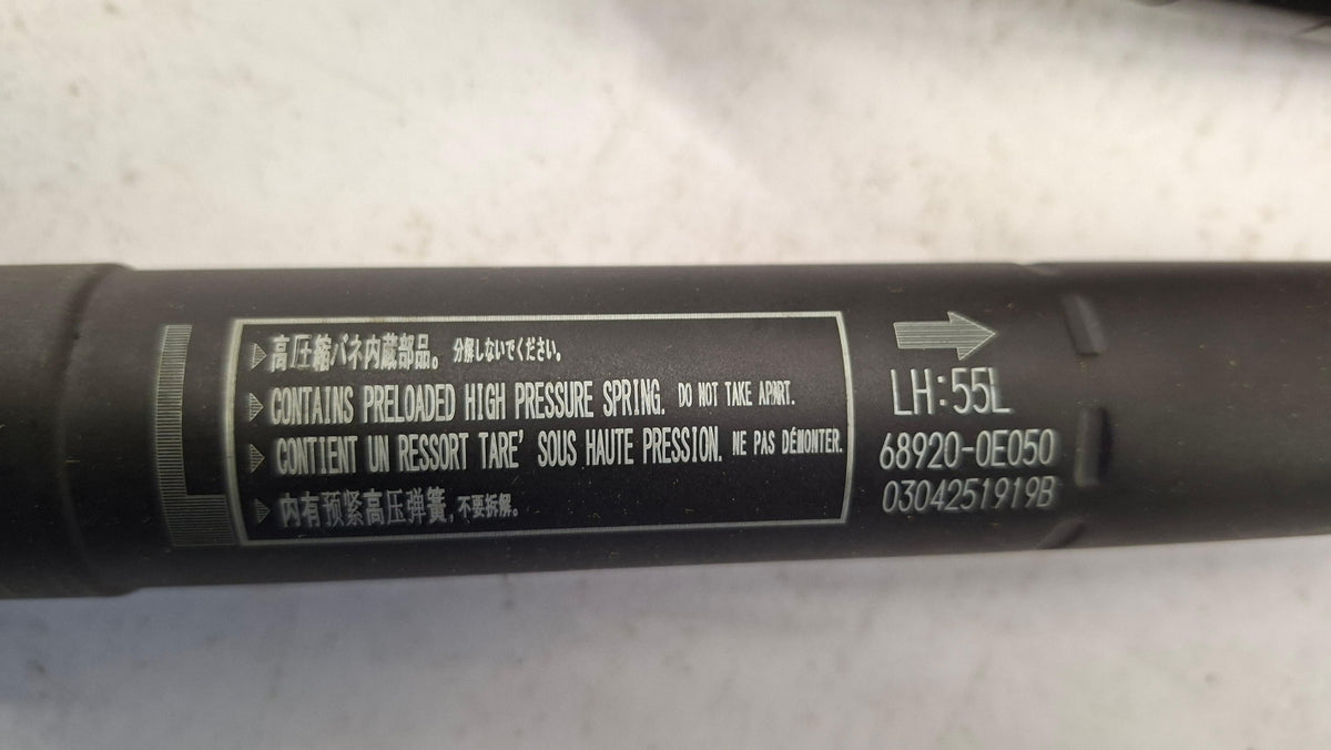 Original OE TOYOTA Heckklappendämpfer 689200E050