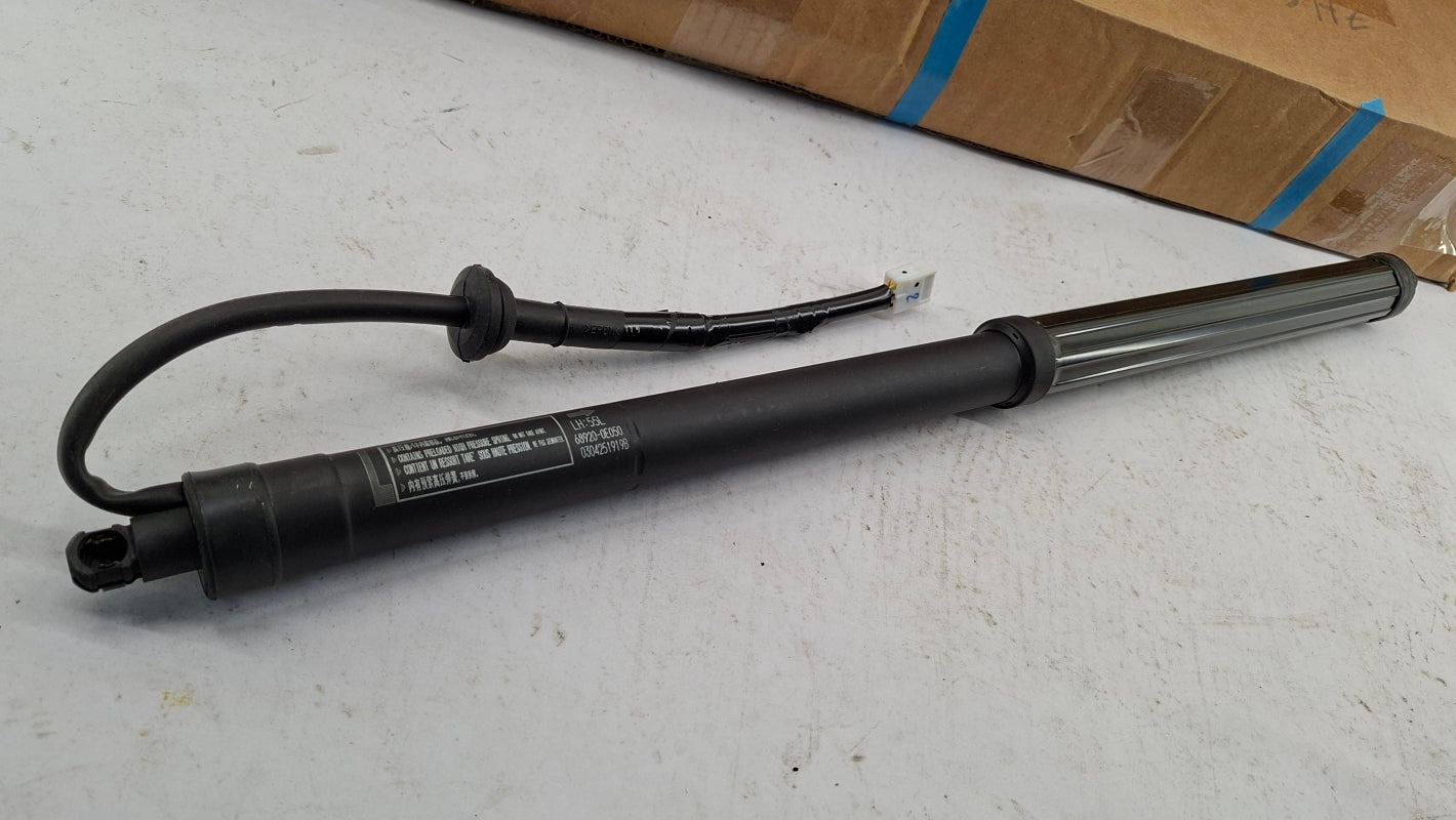 Original OE TOYOTA Heckklappendämpfer 689200E050