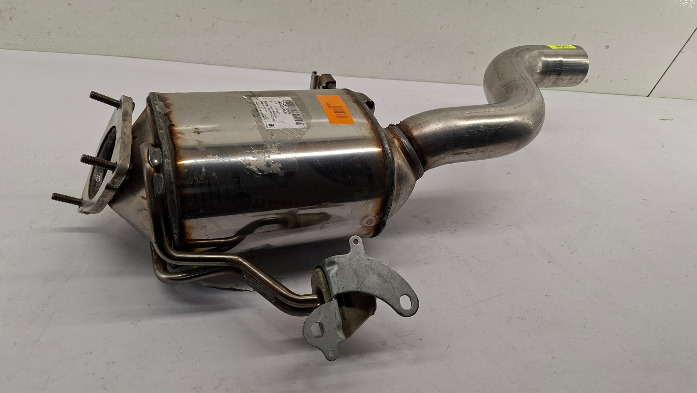 Original OE Volkswagen Abgasanlage Schalldämpfer 7P6253209R