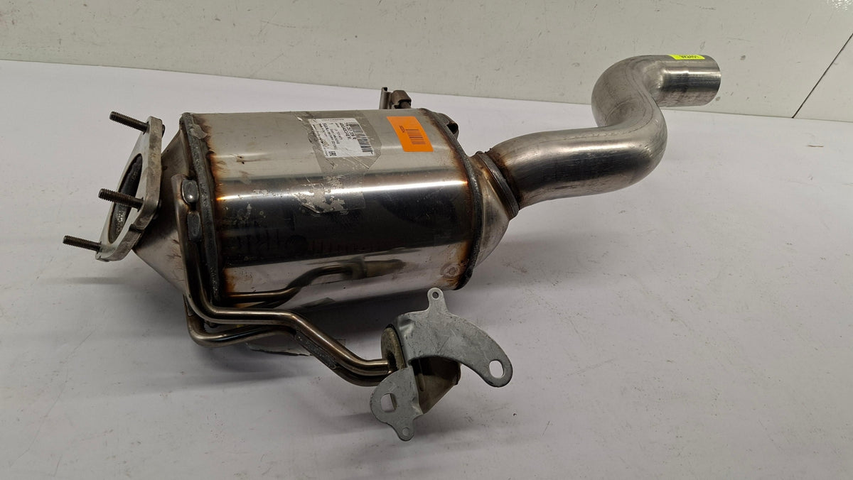 Original OE Volkswagen Abgasanlage Schalldämpfer 7P6253209R