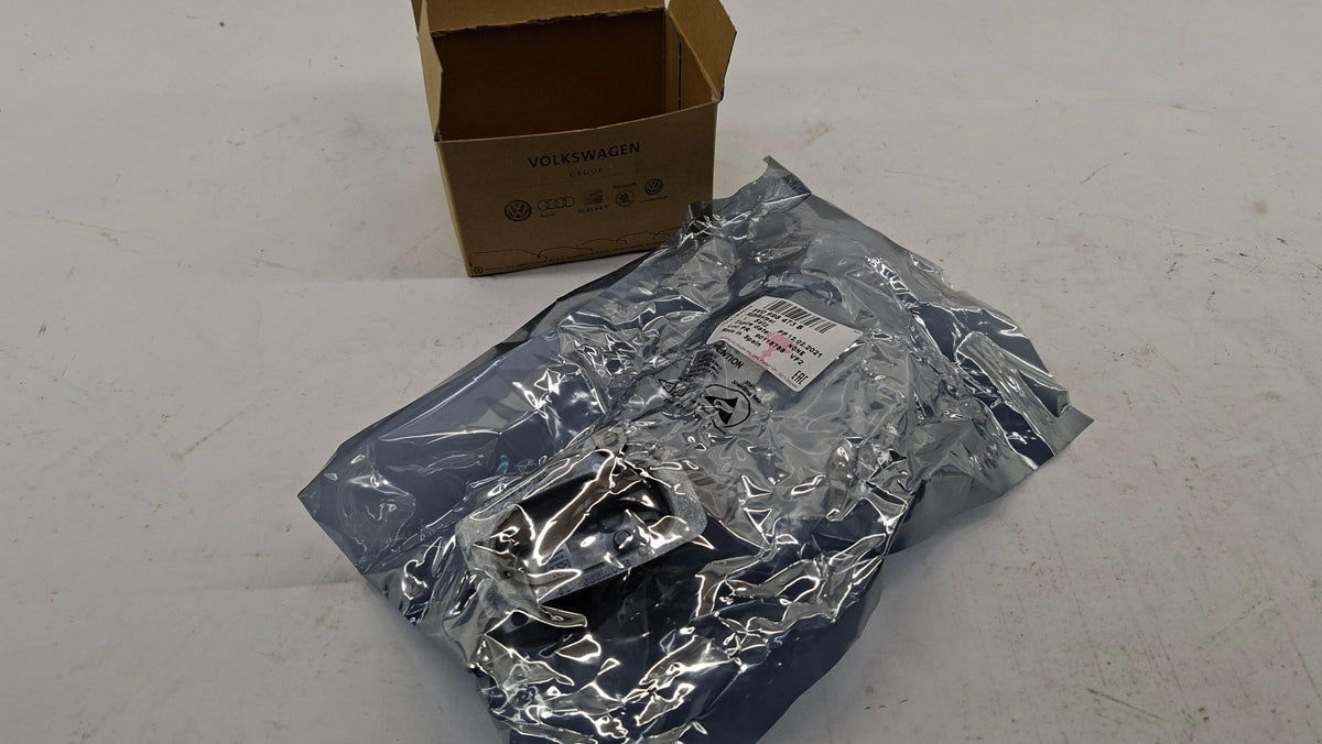 Original OE Volkswagen 8V0998473B