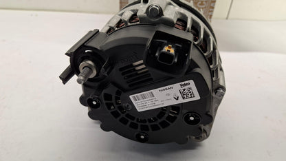 Original OE RENAULT Lichtmaschine 231007619R