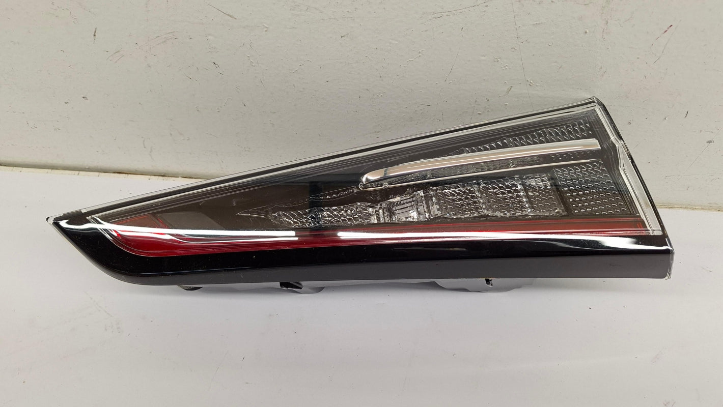 Original OE TOYOTA Heckleuchte 8159102C60