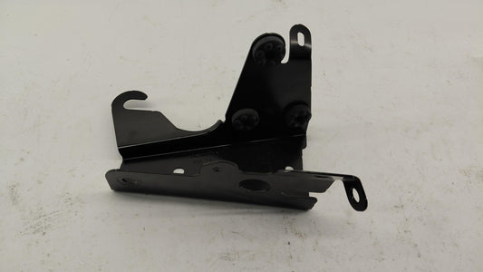 Original OE RENAULT Halter 478400001N