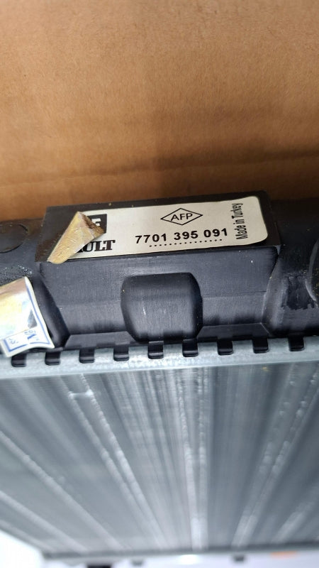 Original OE RENAULT Wasserkühler 7701395091