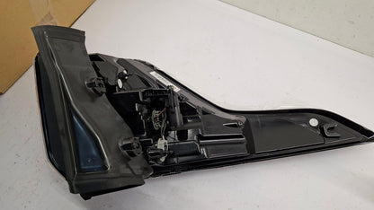 Original OE FORD Heckleuchte 2318158