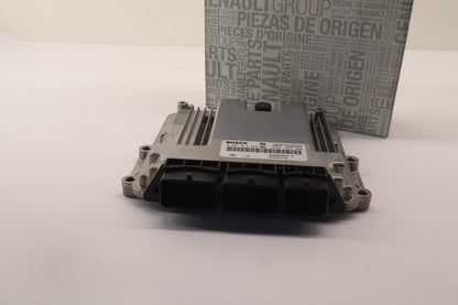 Original OE RENAULT Motorsteuergerät 8200823728