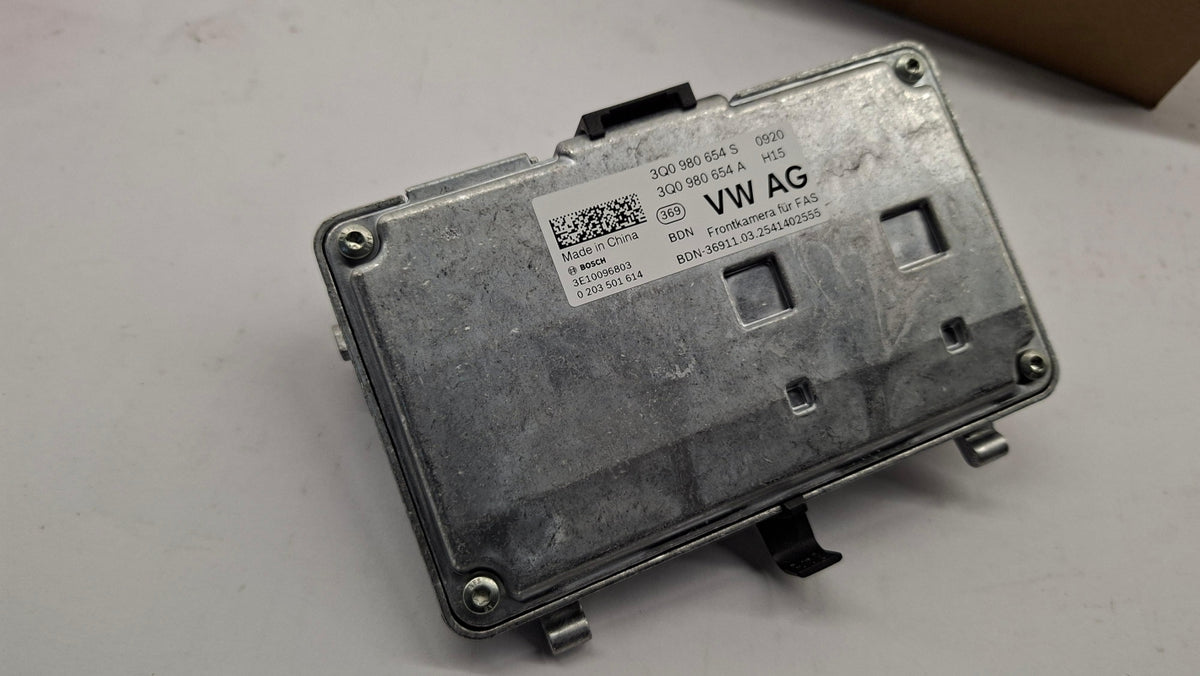 Original OE Volkswagen Rückfahrkamera 3Q0980654S