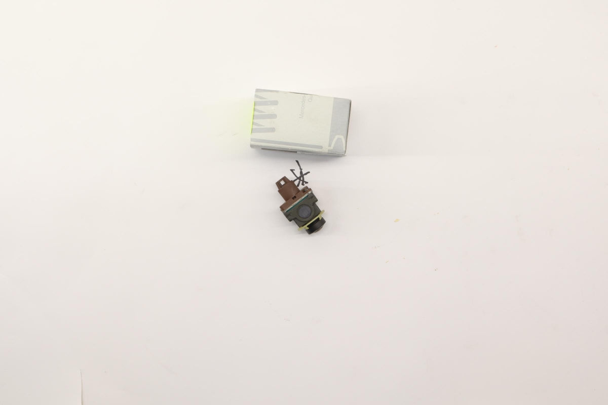 Original OE MERCEDES-BENZ Rückfahrkamera A205905350964