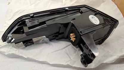 Original OE Volkswagen Heckleuchte 1T3945207C