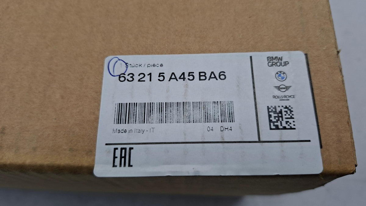 Original OE BMW Heckleuchte 63215A45BA6