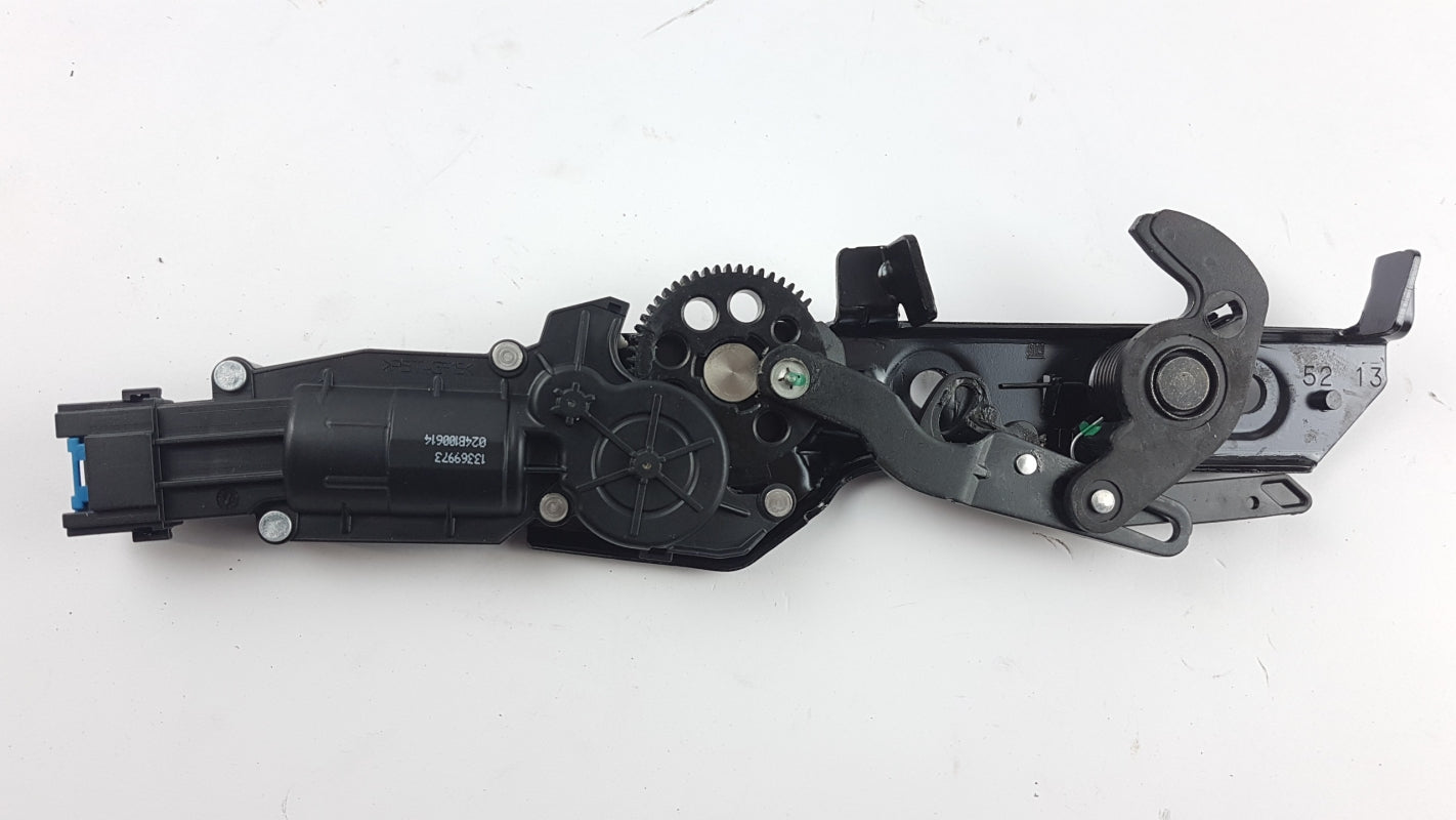 Original OPEL Cascada Ablagefach Abdeckung Schloss 13369973
