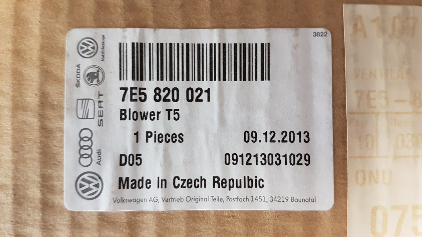Original OE Volkswagen Innenraumgebläse 7E5820021