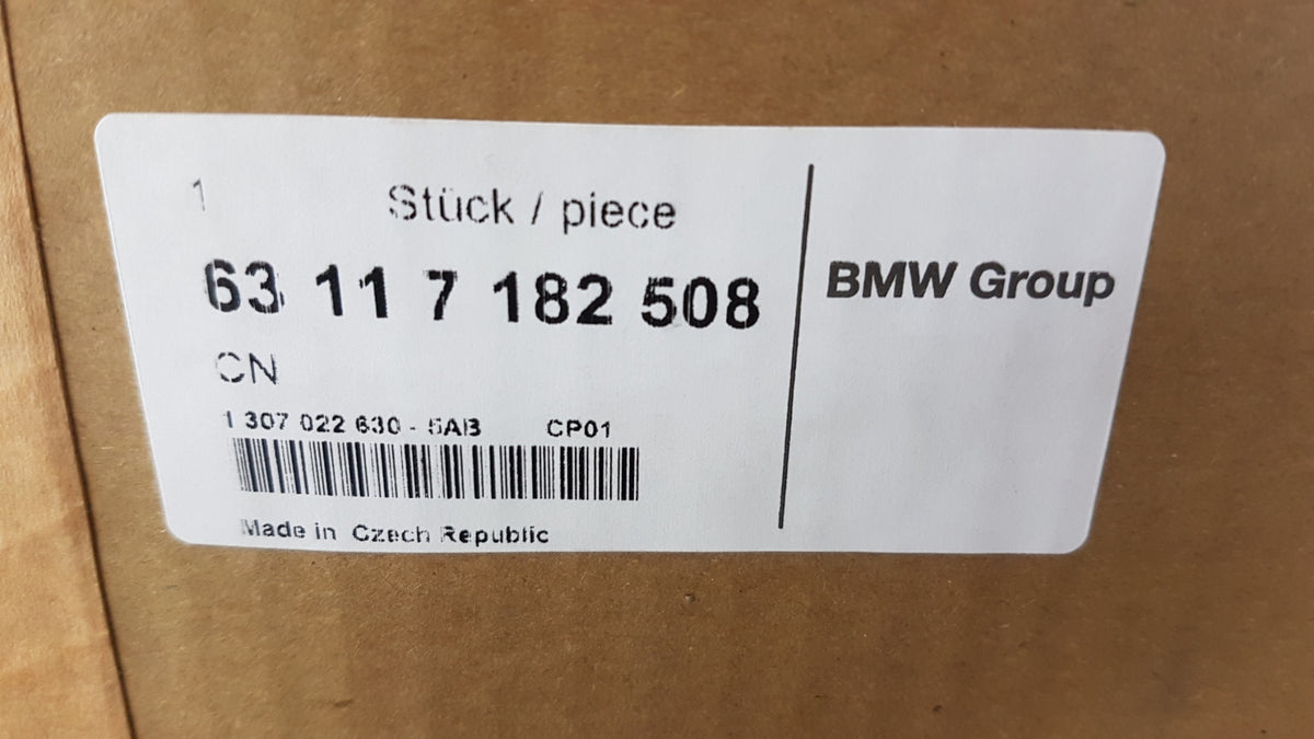 Original BMW 3' E90 E92 E93 Bi-Xenon Hauptscheinwerfer rechts 63117182508