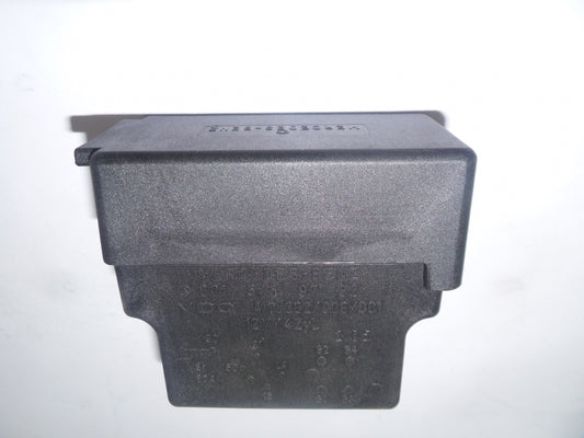 Original MERCEDES-BENZ W123 W124 W460 W602 W667 Glühkerzen Relais A0015459732