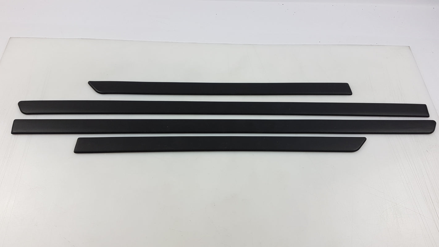 Original HYUNDAI i20 I 5-türig Türzierleistensatz 4-teilig schwarz 1J271ADE00