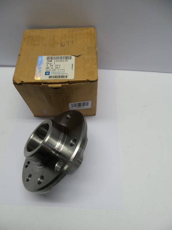 Original OE OPEL wheel hub 13104175 