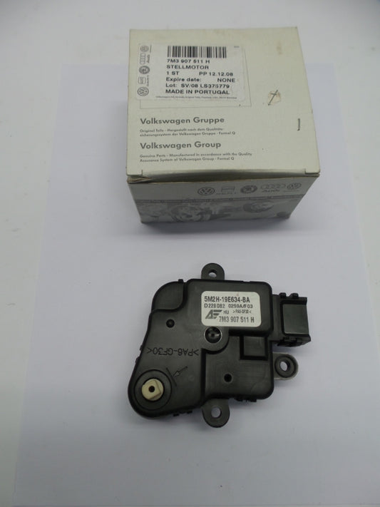 Original OE Volkswagen Stellmotor 7M3907511H