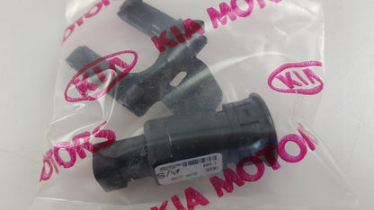 Original KIA Sorento I Parksensor Einparkhilfe hinten 957003E200