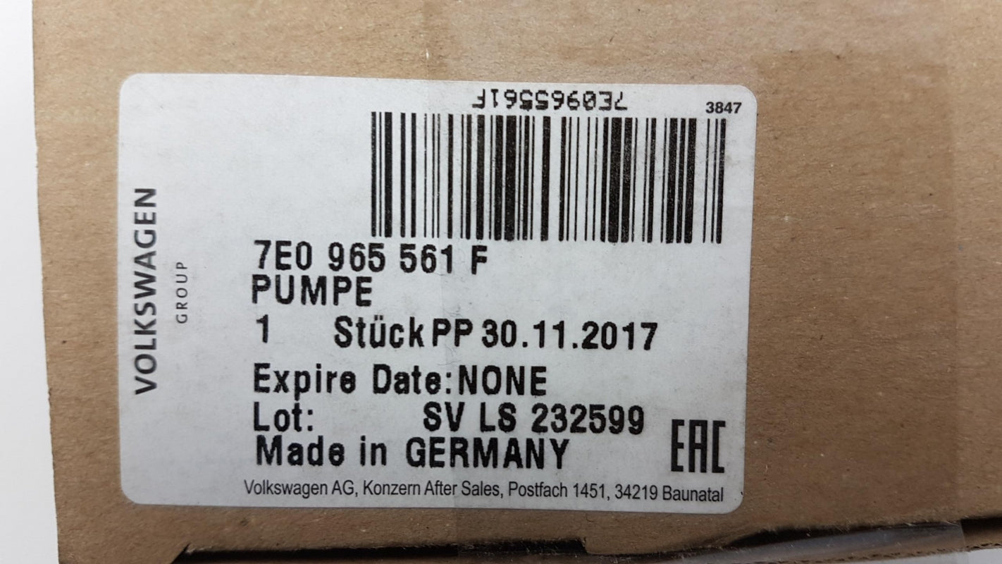 Original VW Passat A3 SKODA Octavia Superb Zusatzwasserpumpe 2.0 TDi 7E0965561F