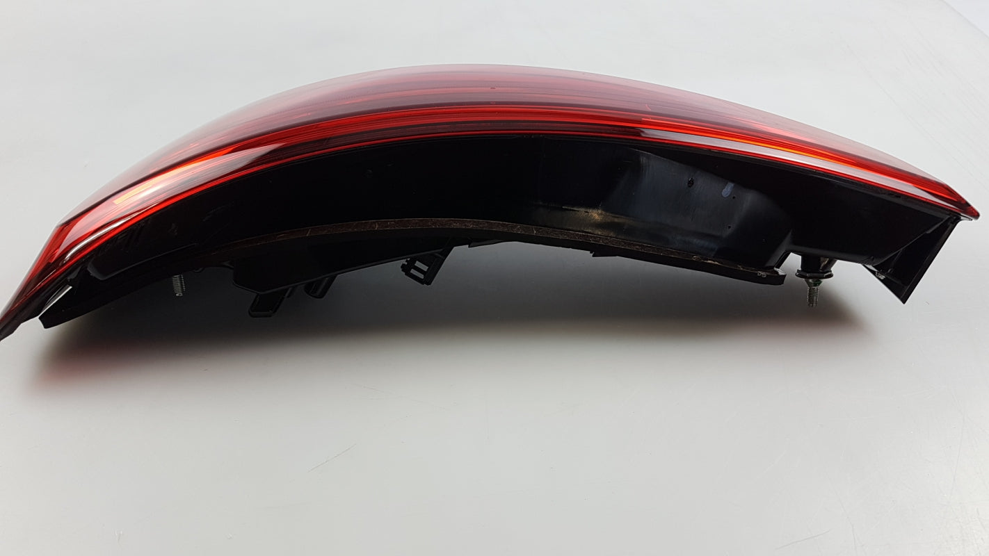 Original AUDI Q3 '11-'18 Heckleuchte Rücklicht rechts 8U0945094H