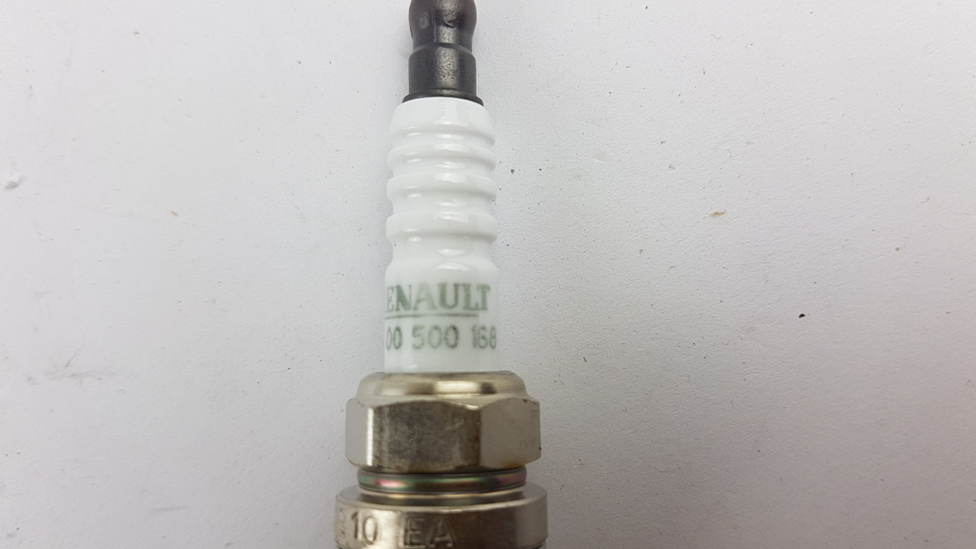 Original RENAULT Clio II Kangoo Laguna Logan Lodgy 1.4/1.6L Zündkerze 7700500168
