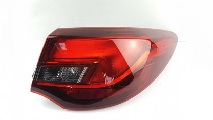 Original OPEL Astra-J Heckleuchte Rücklicht aussen rechts 25870154