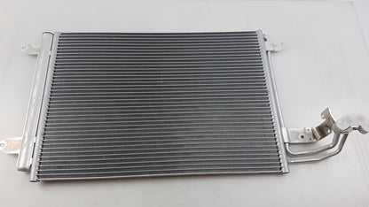 Original VW Golf VI Scirocco Touran Klimakondensator mit Trockner 1K0820411AH