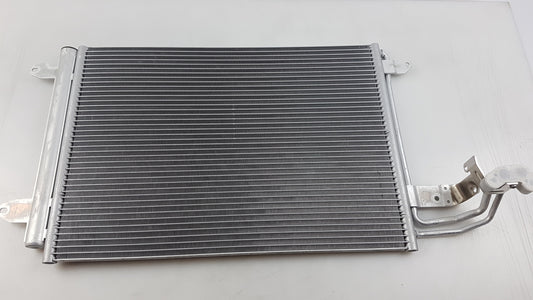 Original VW Golf VI Scirocco Touran Klimakondensator mit Trockner 1K0820411AH