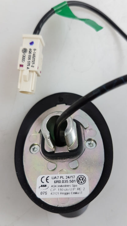 Original OE Volkswagen Antennenfuss 6R0035501