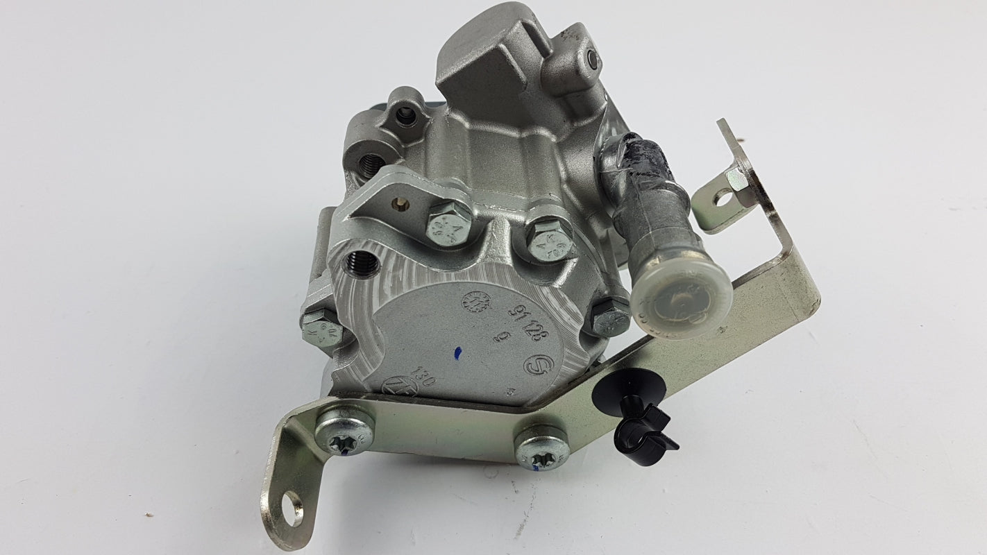 Original PEUGEOT 407 Lenkung Servopumpe 4007HR
