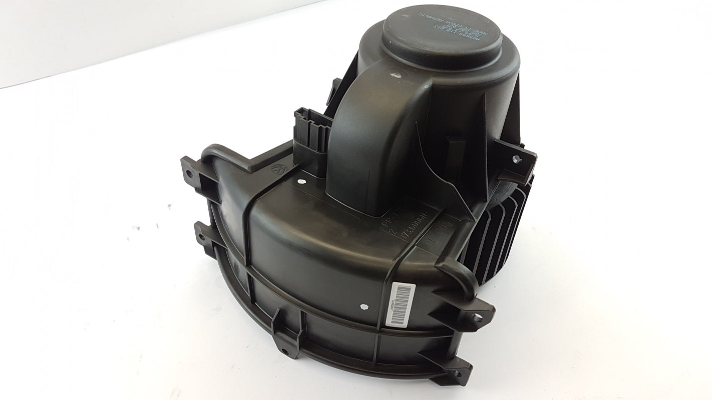 Original OE Volkswagen Innenraumgebläse 7E5820021